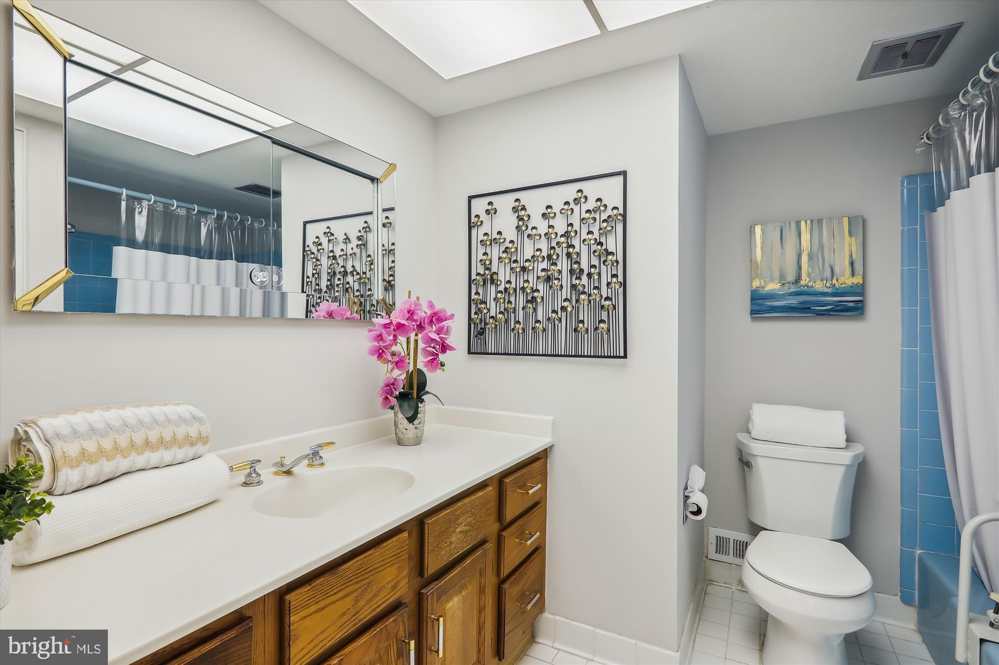 601 Bromley Street Silver Spring, MD 20902 - Photo 21 of 30 Bathroom 3