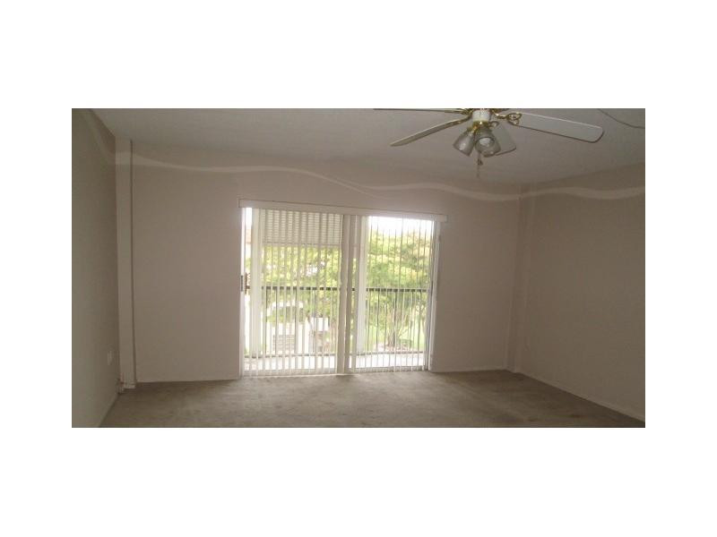 4166 Inverrary Drive, Unit 405 Lauderhill, FL 33319 - Photo 3 of 16 Living Room
