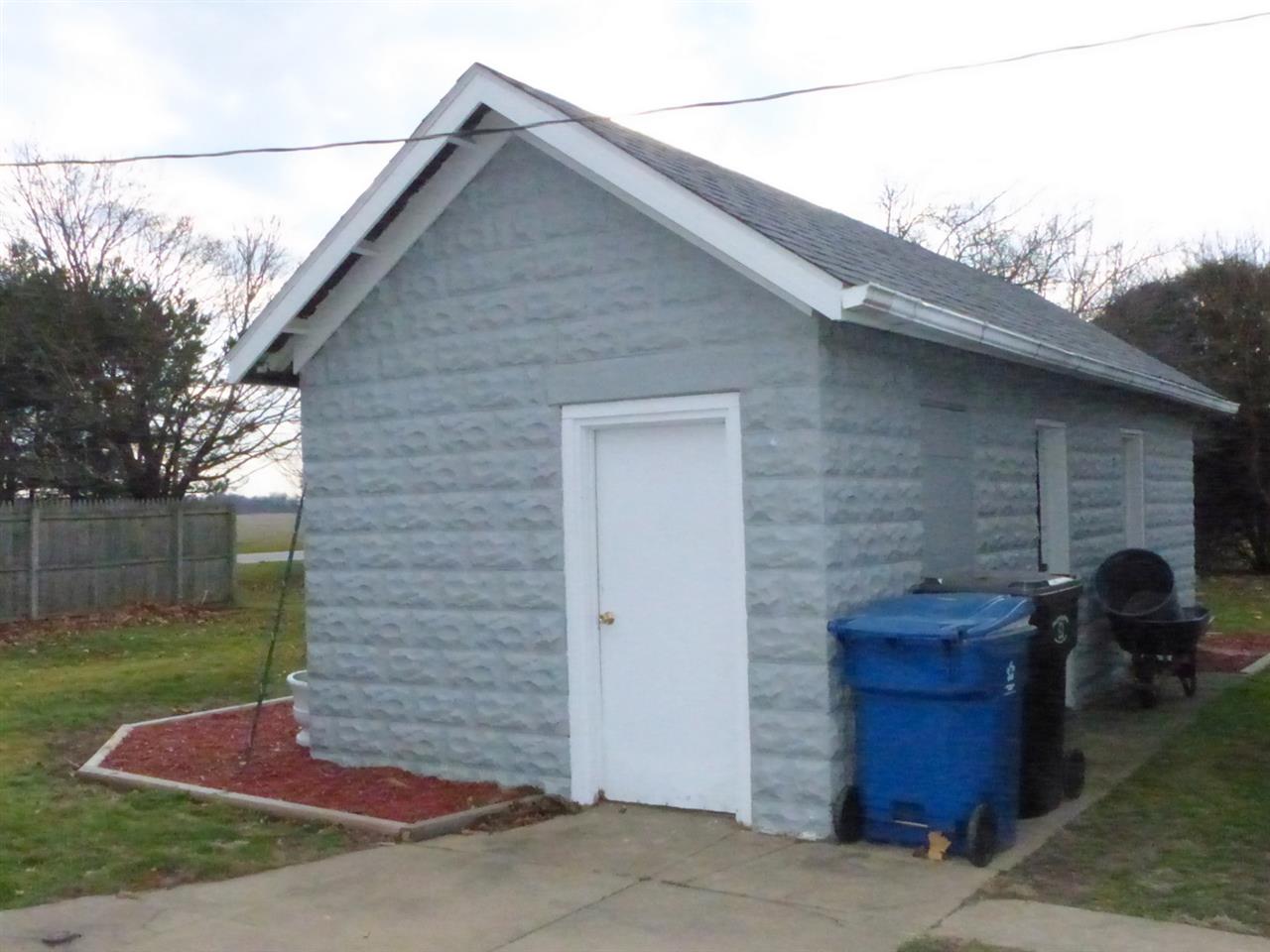 70495 Poplar Road Walkerton, IN 46574 - Photo 26 of 36 Gallery Image 26