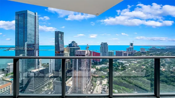 $15,000 | 1300 South Miami Avenue, Unit 4306, Miami, FL 33130