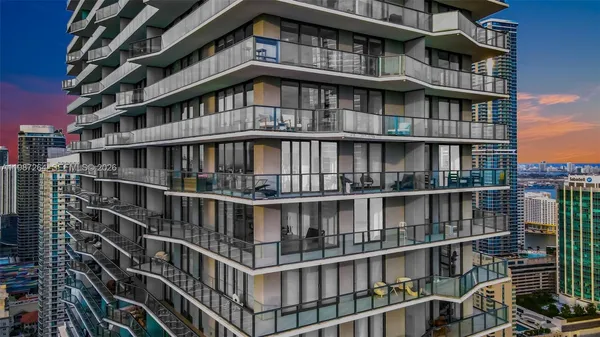 $15,000 | 1300 South Miami Avenue, Unit 4306, Miami, FL 33130
