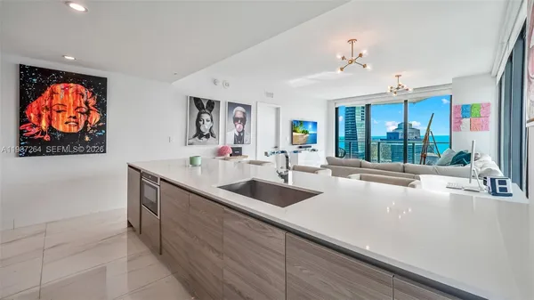 $15,000 | 1300 South Miami Avenue, Unit 4306, Miami, FL 33130