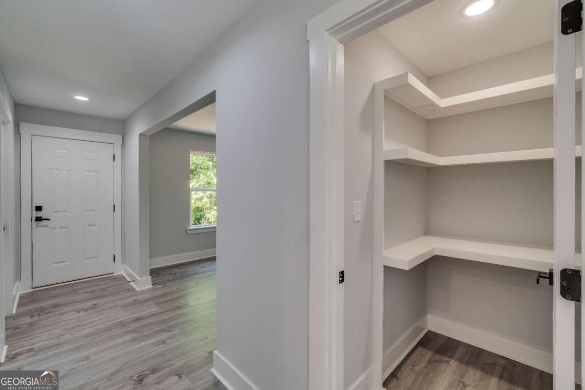 2387 Highpoint Road Snellville, GA 30078 - Photo 10 of 28