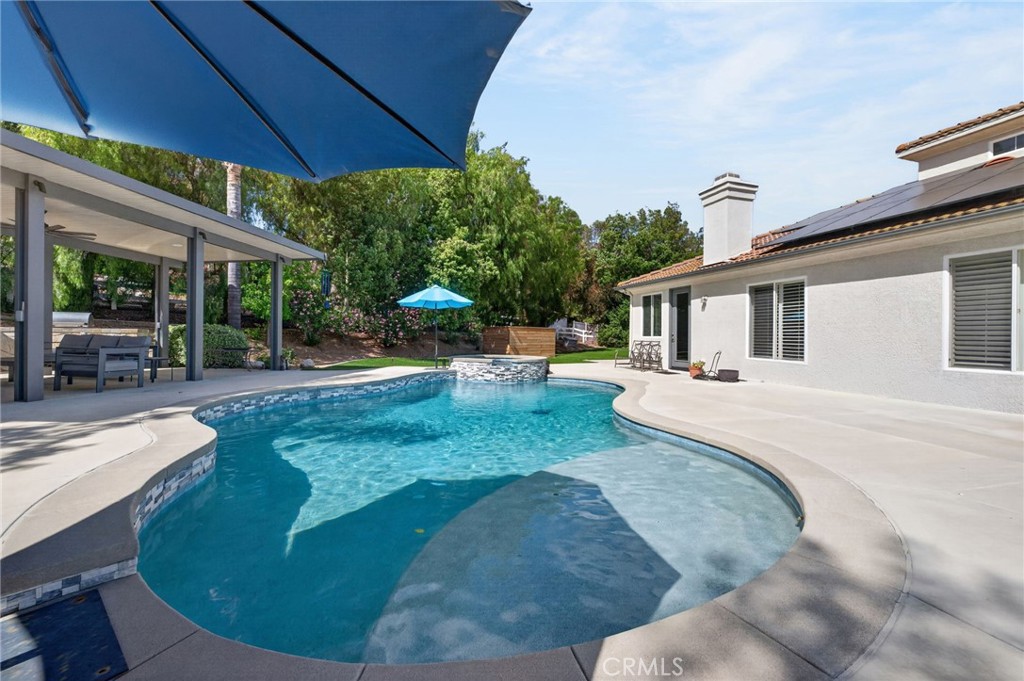 40639 Baccarat Road Temecula, CA 92591 - Photo 6 of 68