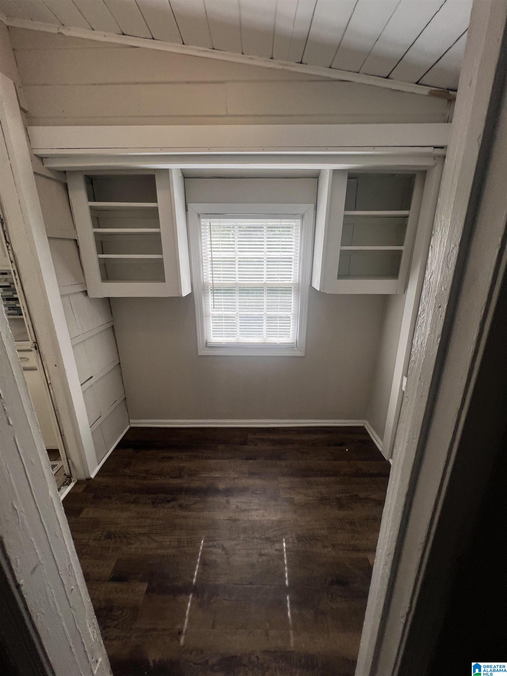 804 48th Place Fairfield, AL 35064 - Photo 9 of 17