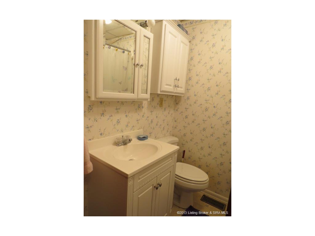 3695 Edwardsville Galena Road Georgetown, IN 47122 - Photo 8 of 20 Gallery Image 8