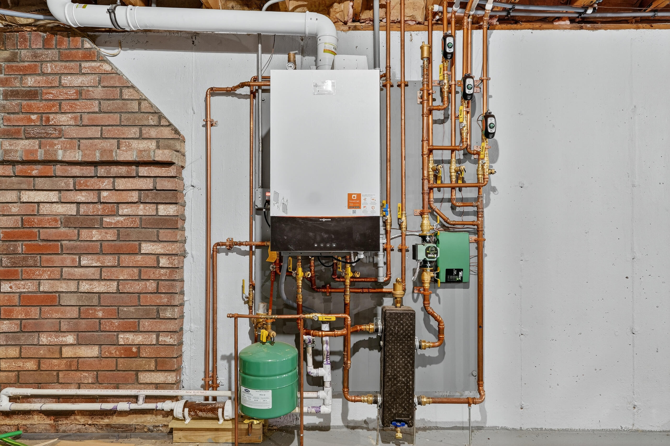 687 Back Road Shapleigh, ME 04076 - Photo 20 of 32 High Efficiency Heating System