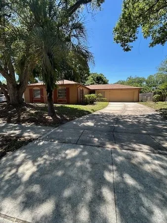 $2,300 | 612 Martin Avenue, Altamonte Springs, FL 32701