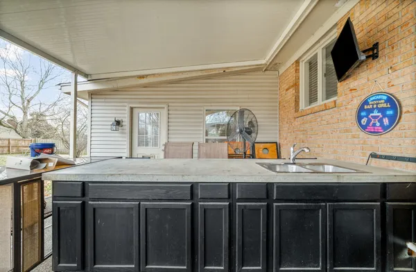 $349,900 | 1112 Black Oak Lane, Hopkinsville, KY 42240