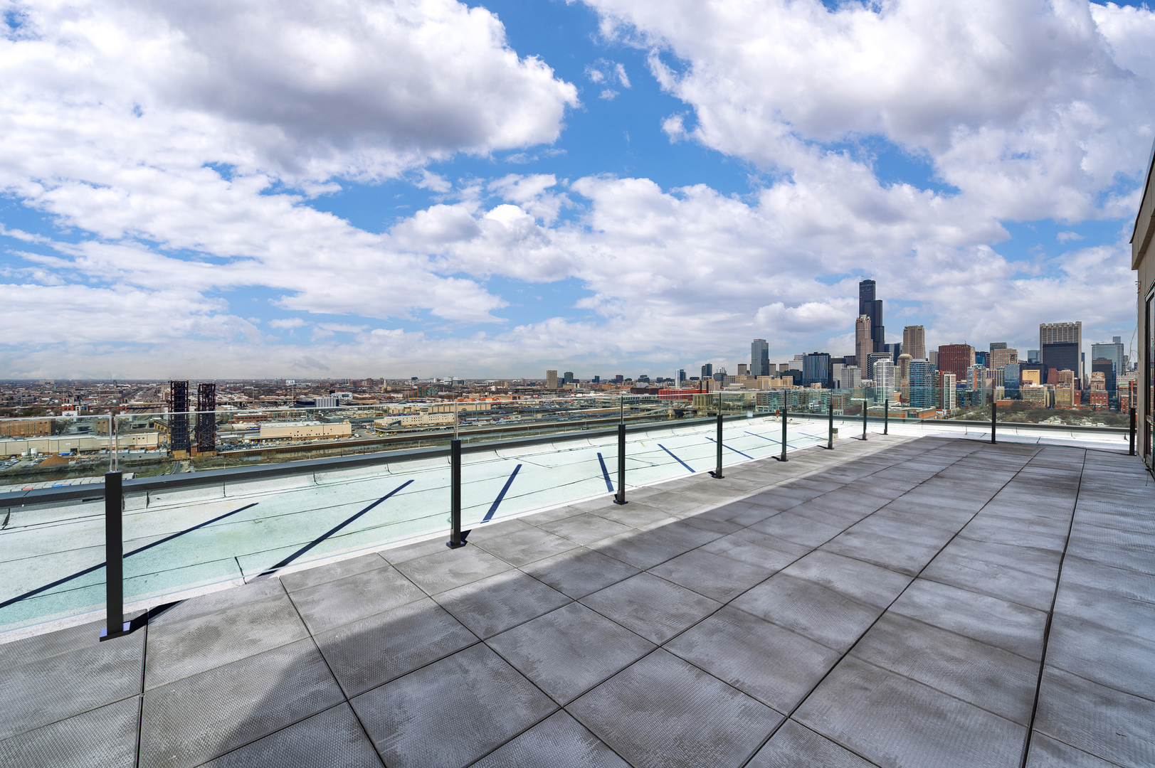 1530 South State Street, Unit 18AB Chicago, IL 60605 - Photo 14 of 54 a view of terrace with city view