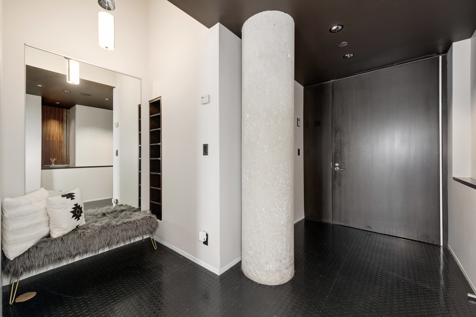 1530 South State Street, Unit 18AB Chicago, IL 60605 - Photo 42 of 54 a view of bathroom with a tub and shower