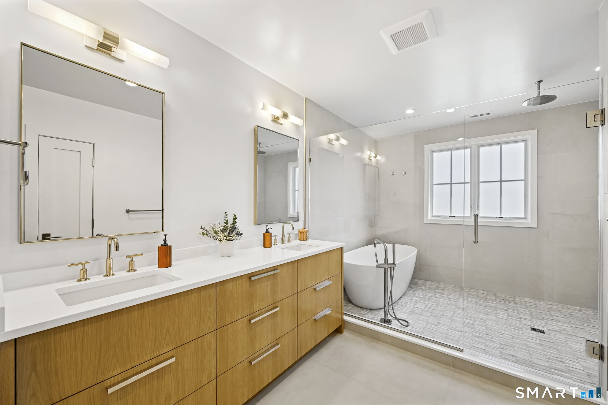 9 White Barns Lane, Unit 9 Norwalk, CT 06851 - Photo 20 of 40