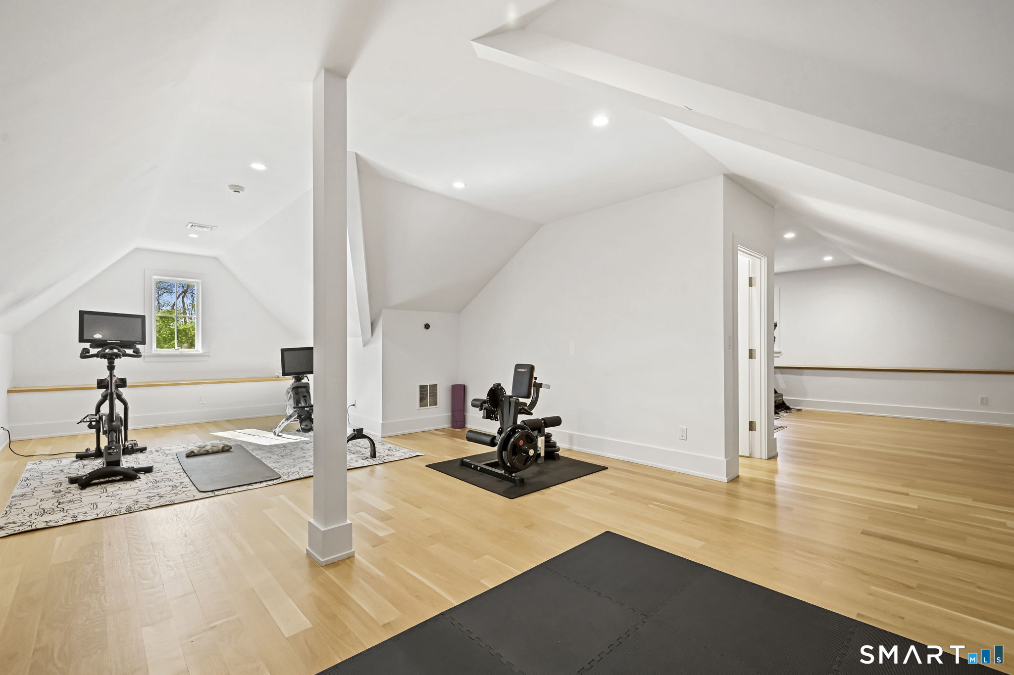 9 White Barns Lane, Unit 9 Norwalk, CT 06851 - Photo 28 of 40