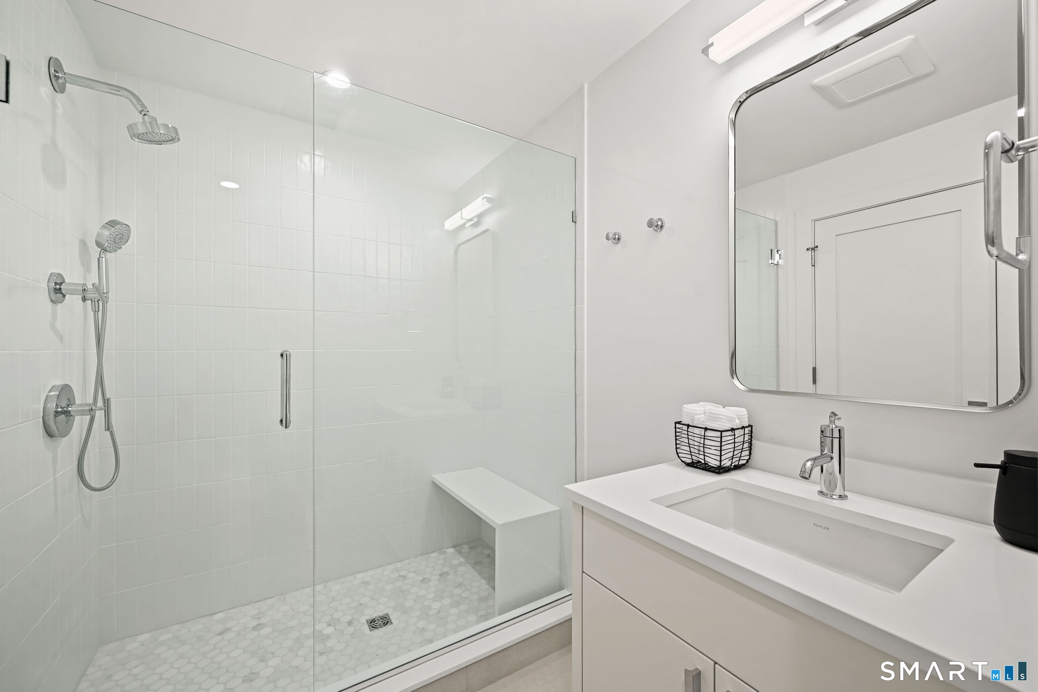 9 White Barns Lane, Unit 9 Norwalk, CT 06851 - Photo 32 of 40