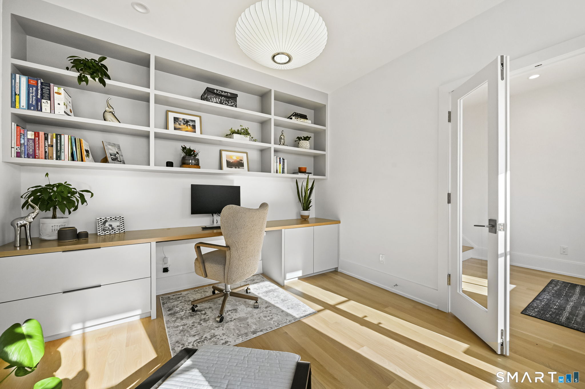 9 White Barns Lane, Unit 9 Norwalk, CT 06851 - Photo 5 of 40