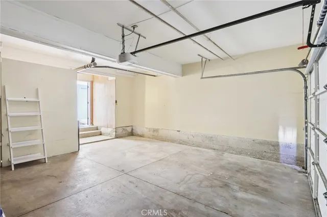 a view of a back yard of the house