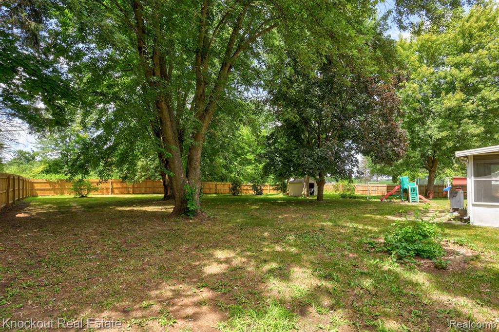 5330 Sheridan Road Saginaw, MI 48601 - Photo 38 of 40 Gallery Image 38