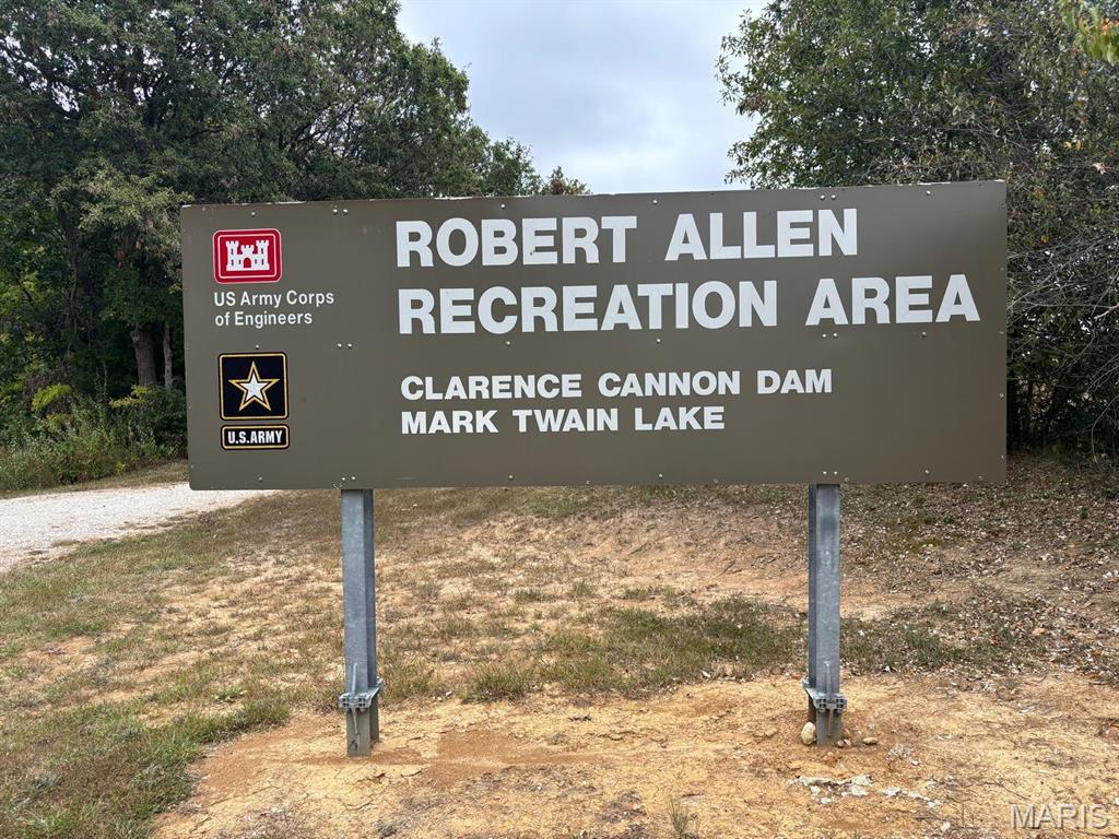 19 Halyon Road Perry, MO 63462 - Photo 5 of 11