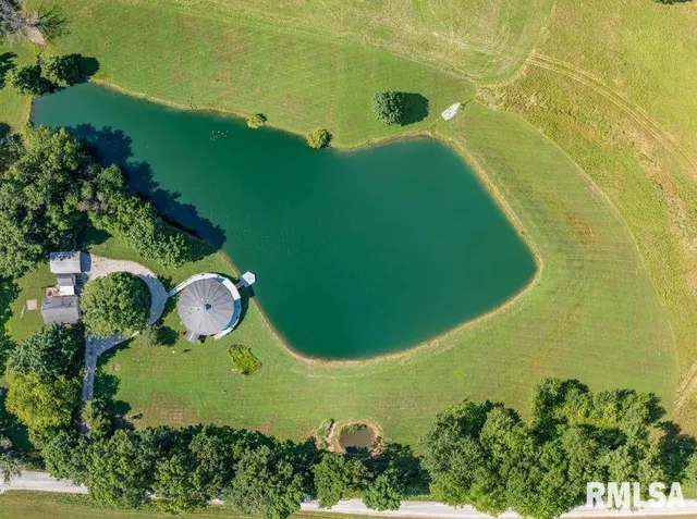 $628,000 | 14290 East Windsong Road, Mount Vernon, IL 62864