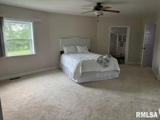 $628,000 | 14290 East Windsong Road, Mount Vernon, IL 62864