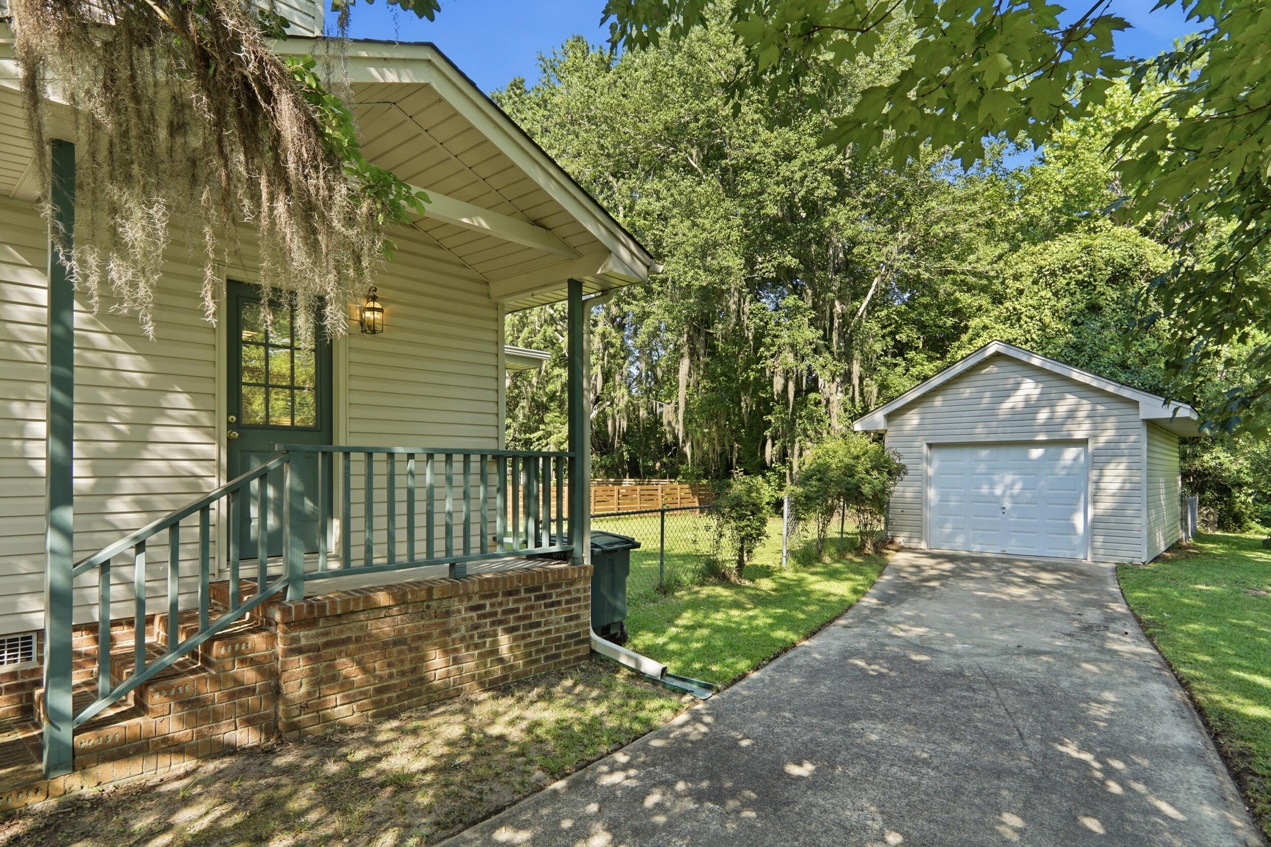 36 Manor Boulevard Hanahan, SC 29410 - Photo 6 of 43 dsc00186