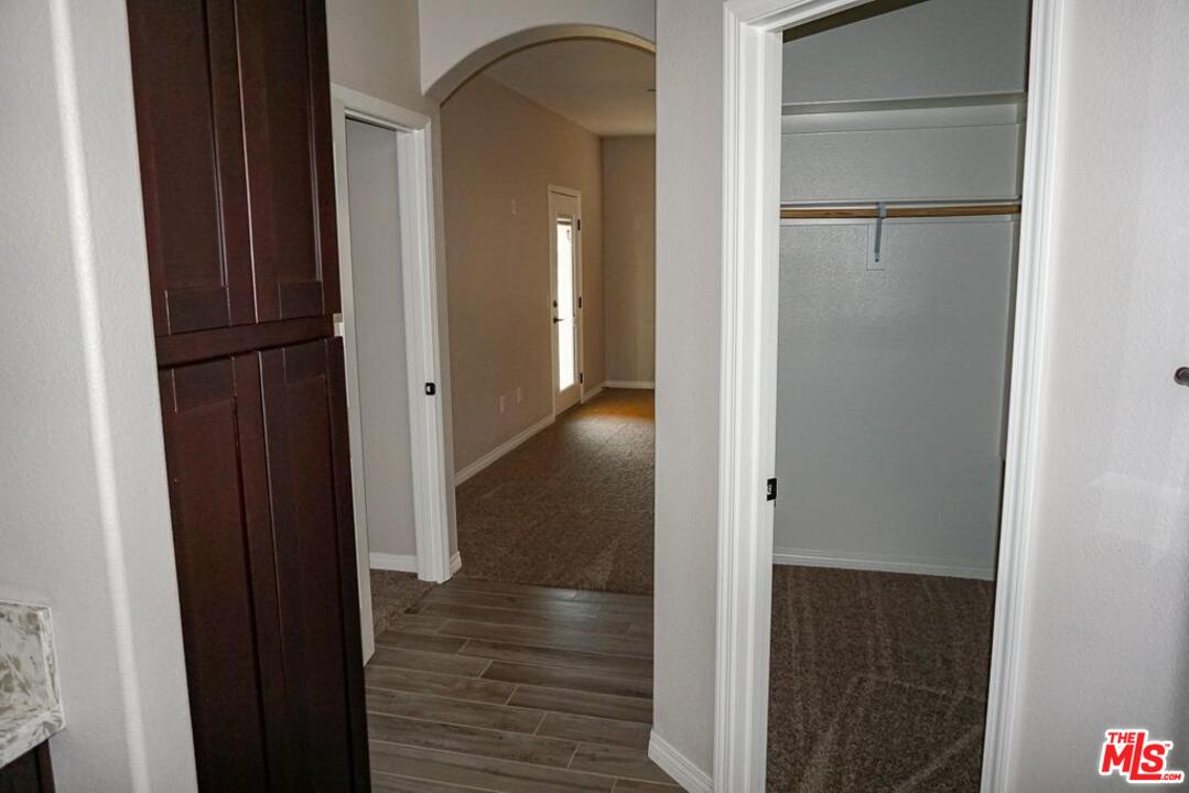 10993 Mohawk Road Apple Valley, CA 92308 - Photo 14 of 20