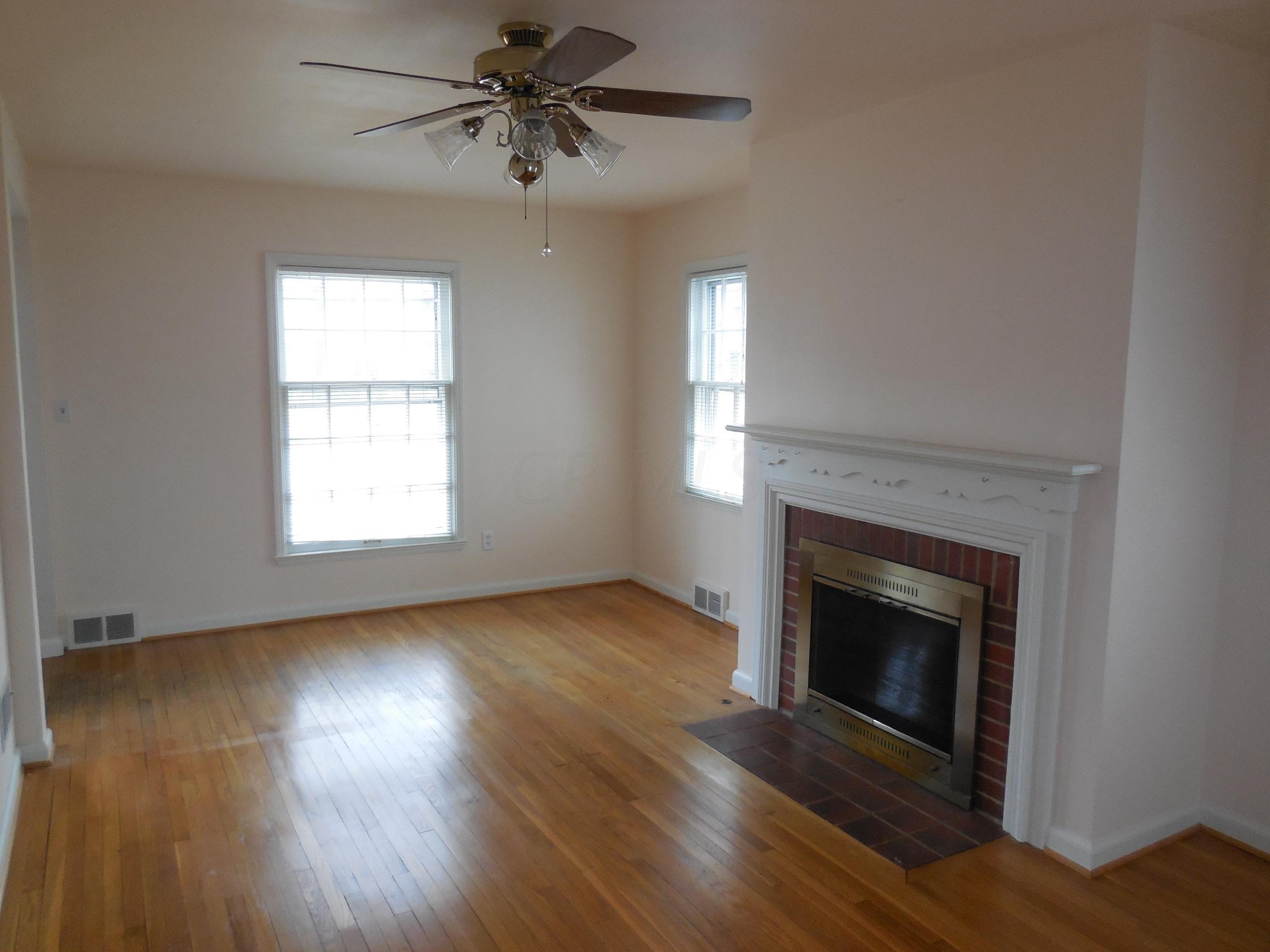 887 South Remington Road Columbus, OH 43209 - Photo 3 of 9