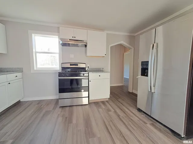 $170,000 | 108 Hillman Street, Washington, IL 61571