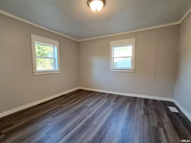 $170,000 | 108 Hillman Street, Washington, IL 61571