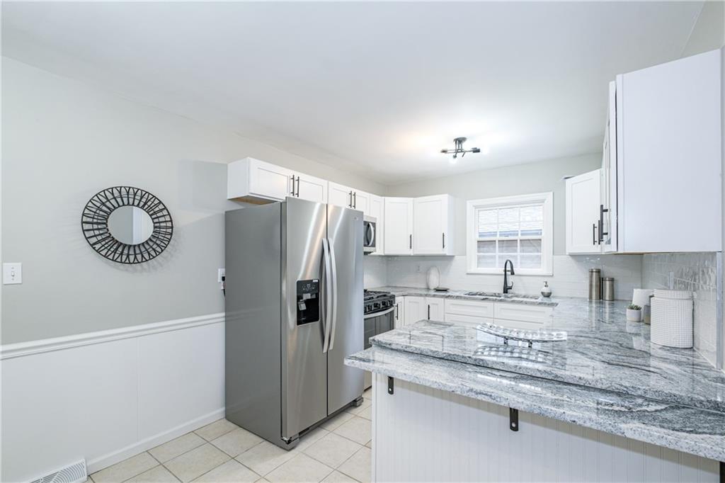 110 Crouse Road Greensburg, PA 15601 - Photo 6 of 25 Gallery Image 6