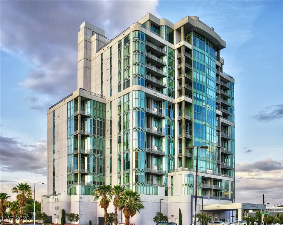 360 East Desert Inn Road, Unit 403 Las Vegas, NV 89109 - Photo 1 of 2