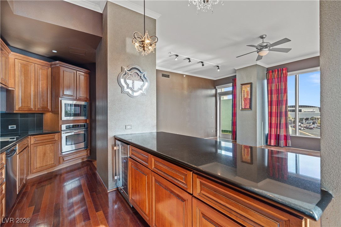 360 East Desert Inn Road, Unit 403 Las Vegas, NV 89109 - Photo 16 of 43