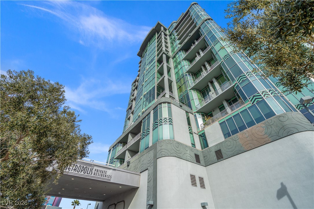 360 East Desert Inn Road, Unit 403 Las Vegas, NV 89109 - Photo 5 of 43