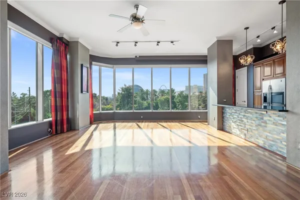 $4,250 | 360 East Desert Inn Road, Unit 403, Las Vegas, NV 89109