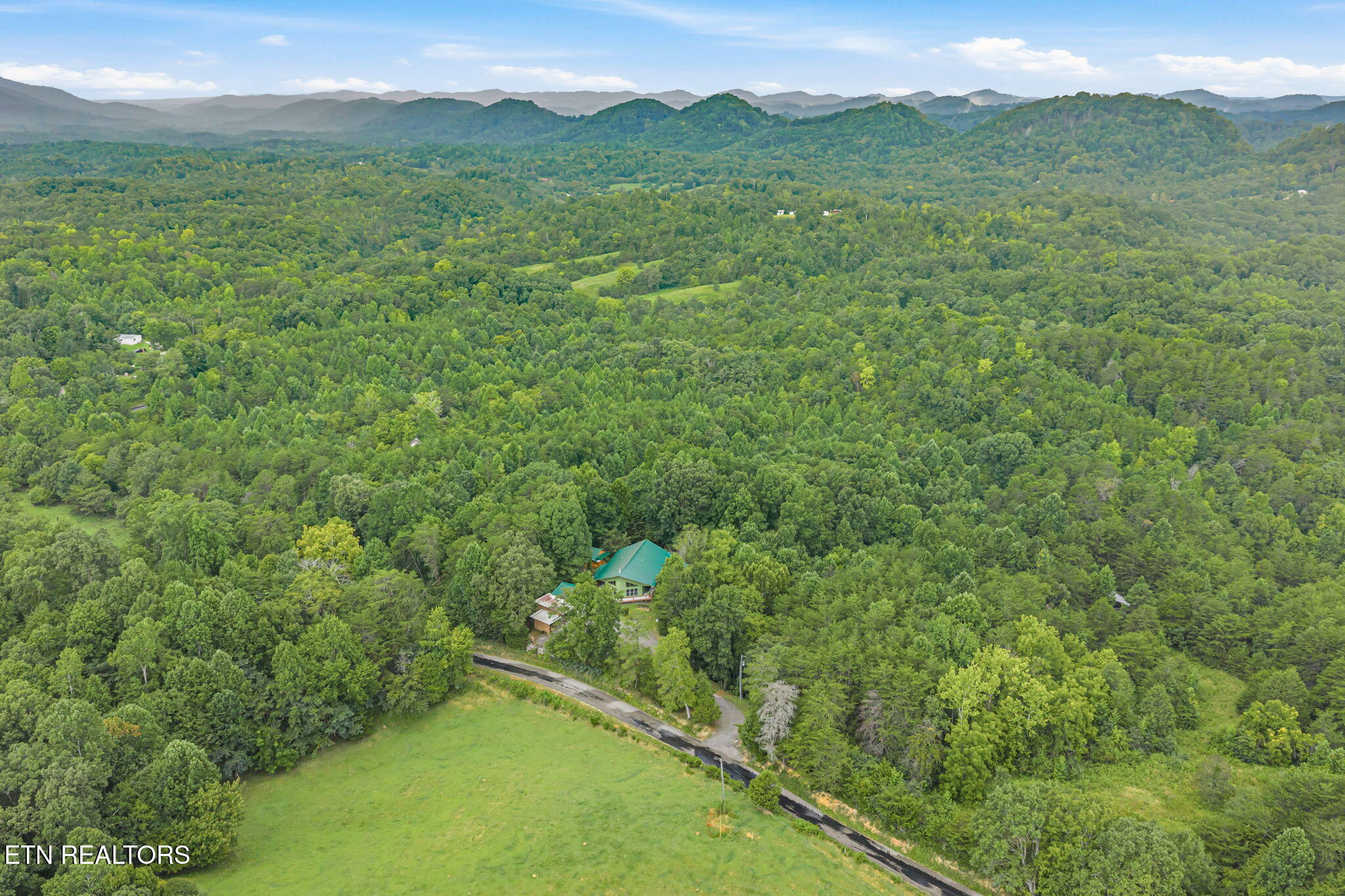 414 Shaddon Road Tellico Plains, TN 37385 - Photo 47 of 56 57-web-or-mls-414 Shaddon Road-56