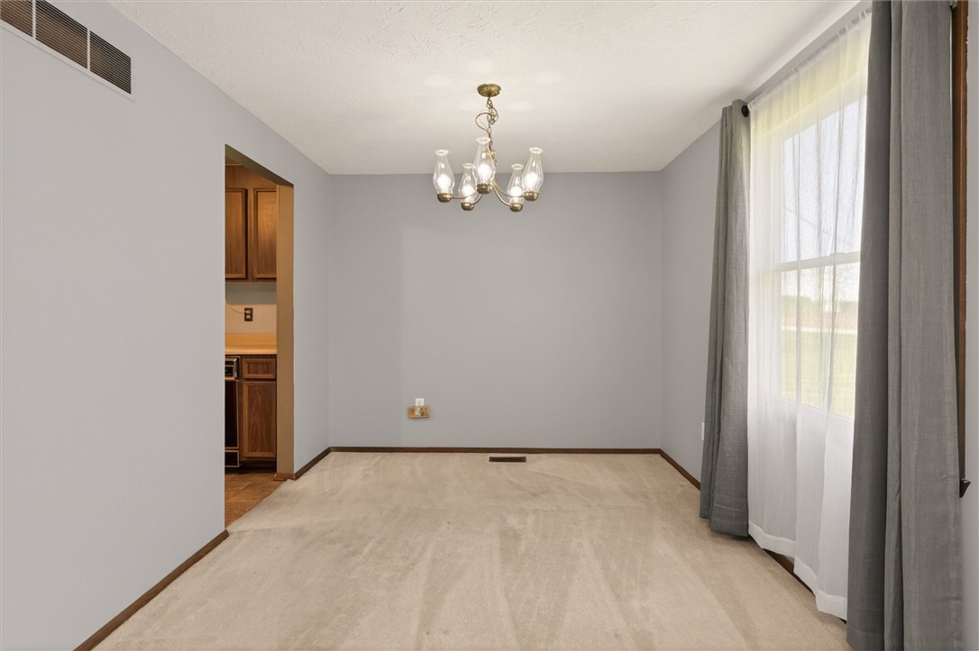 118 Wickens Road Chili, NY 14546 - Photo 10 of 50