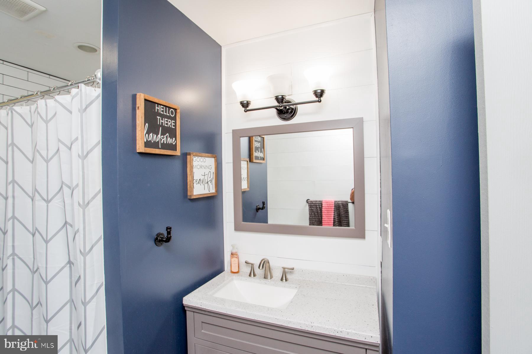 271 Parry Road Warminster, PA 18974 - Photo 22 of 32 Main Bath