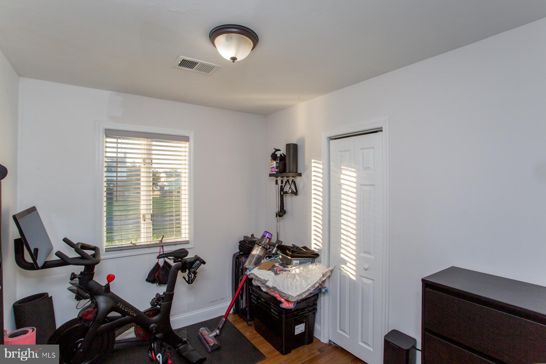 271 Parry Road Warminster, PA 18974 - Photo 24 of 32 Bedroom 2