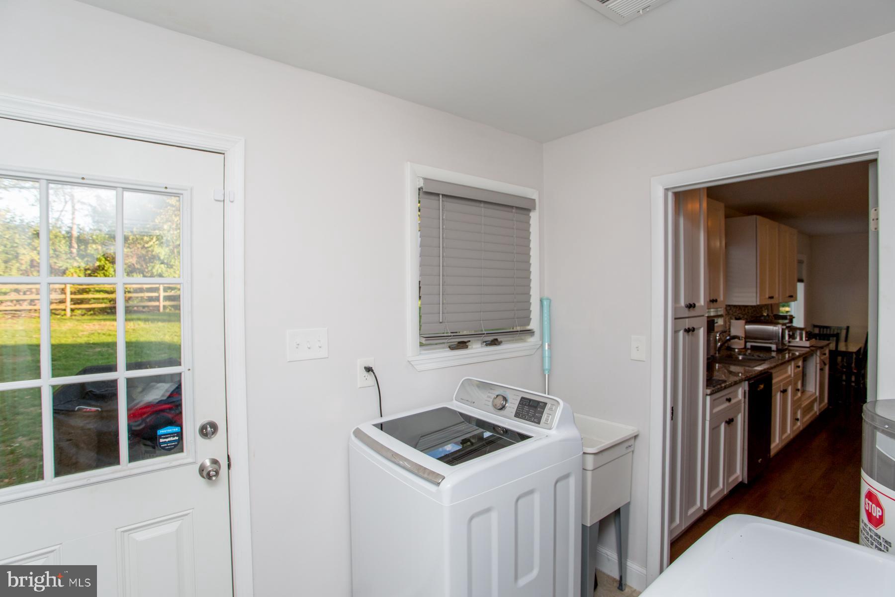 271 Parry Road Warminster, PA 18974 - Photo 26 of 32 Laundry