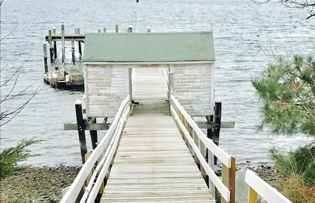 461 Poppasquash Road Bristol, RI 02809 - Photo 7 of 23 Gallery Image 7