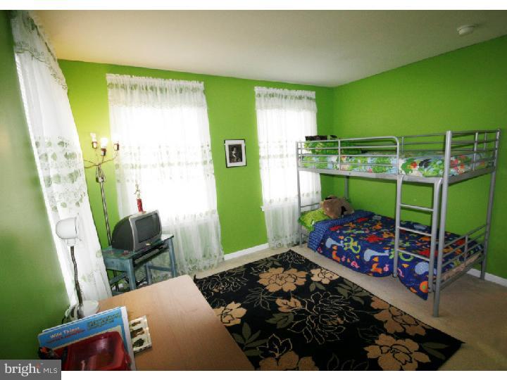 16 Bishop Pine Road Barto, PA 19504 - Photo 12 of 16 Bedroom 3