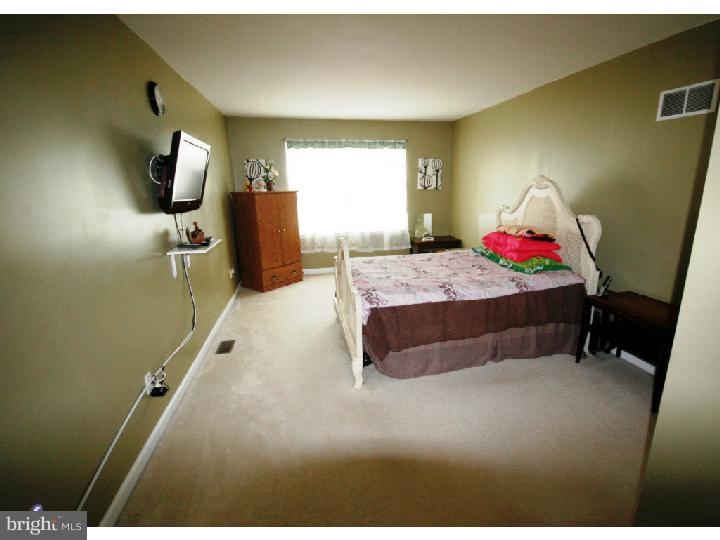 16 Bishop Pine Road Barto, PA 19504 - Photo 13 of 16 Bedroom 4