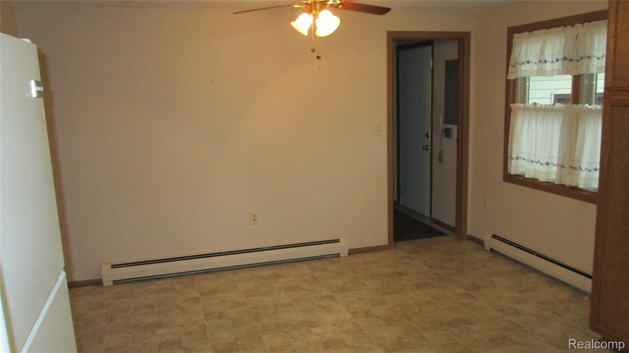 1690 South Boulevard West Rochester, MI 48309 - Photo 16 of 24 IMG_1932.JPG