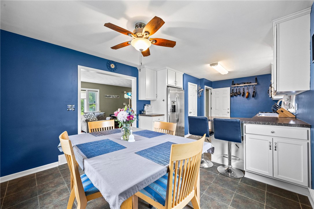644 Tarrington Road Irondequoit, NY 14609 - Photo 11 of 41