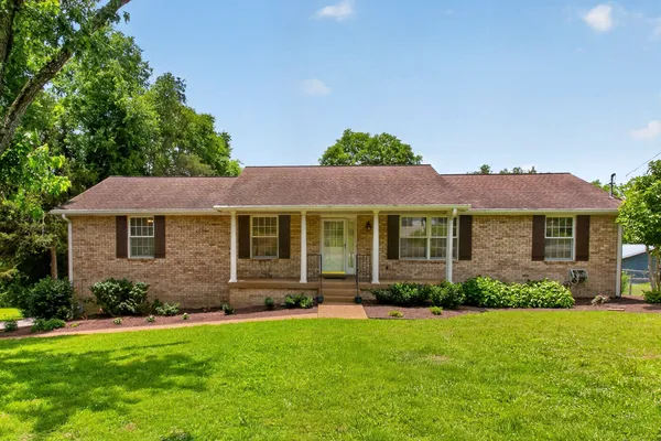 $587,500 | 102 Cedar Springs Trail, Hendersonville, TN 37075