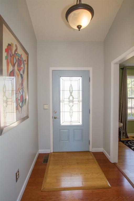 402 East Harper Ridge Drive Seneca, SC 29678 - Photo 4 of 28 Gallery Image 4