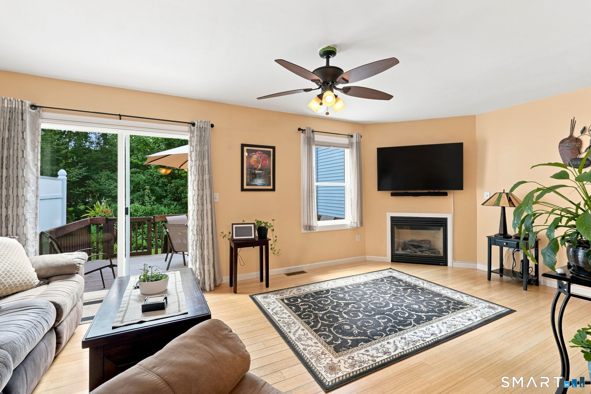 18 Folkstone Road, Unit D East Windsor, CT 06016 - Photo 35 of 36 Open Floor plan living room with gas fireplace