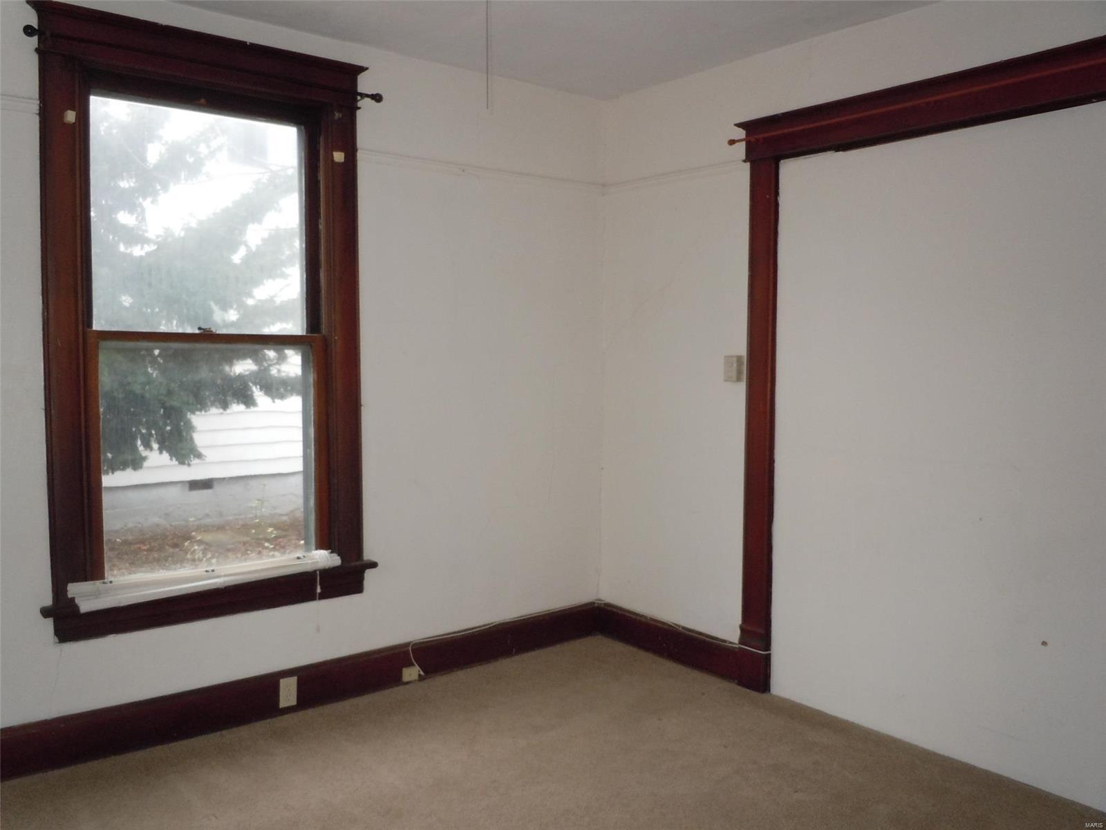 1001 Troy Road Edwardsville, IL 62025 - Photo 11 of 20 Gallery Image 11
