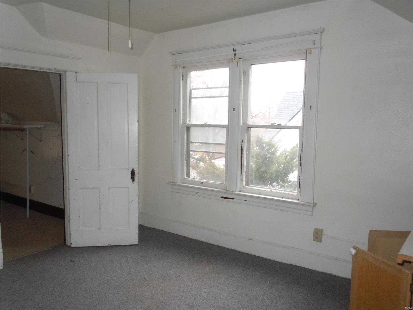 1001 Troy Road Edwardsville, IL 62025 - Photo 14 of 20 Gallery Image 14