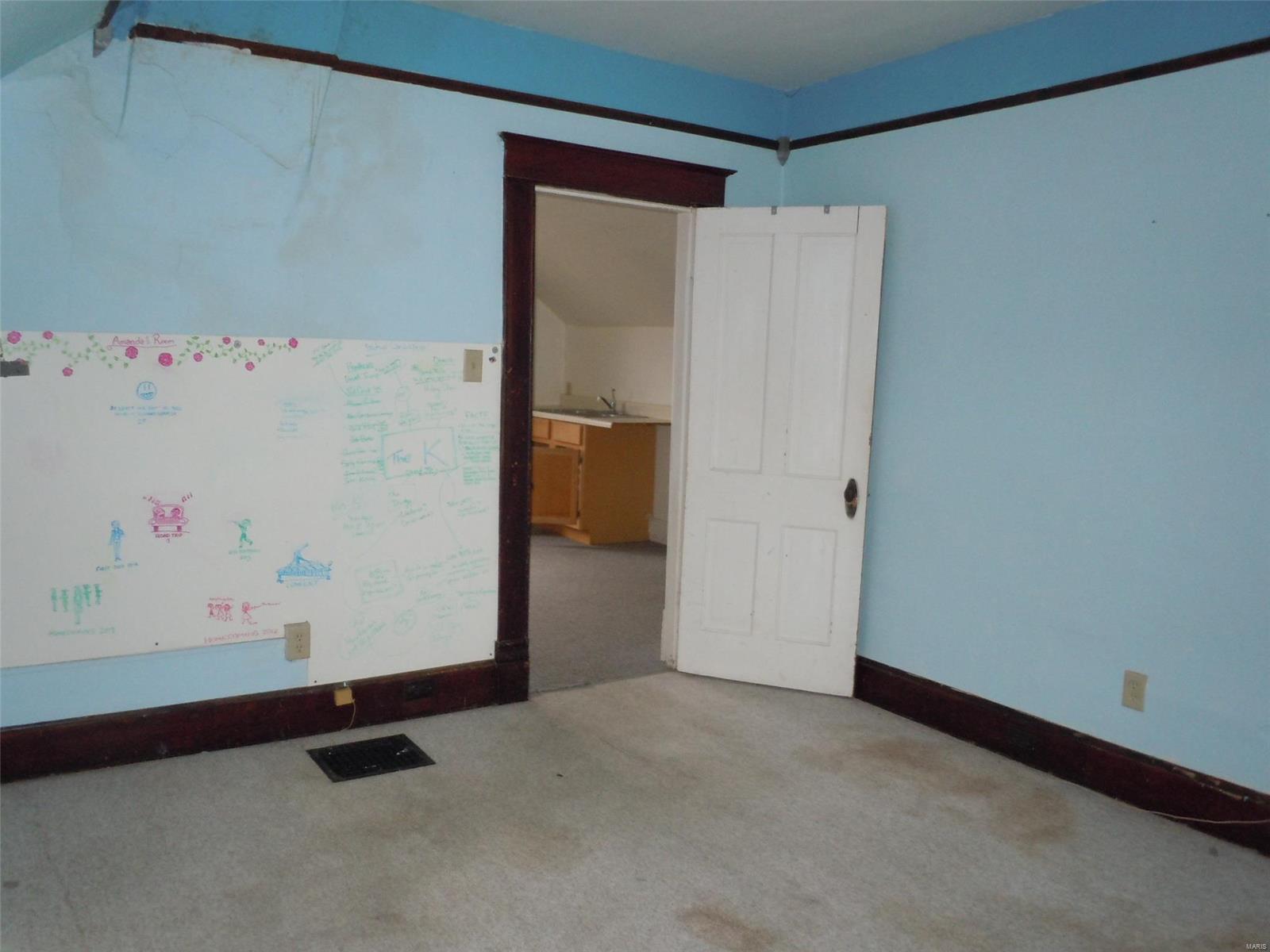 1001 Troy Road Edwardsville, IL 62025 - Photo 17 of 20 Gallery Image 17